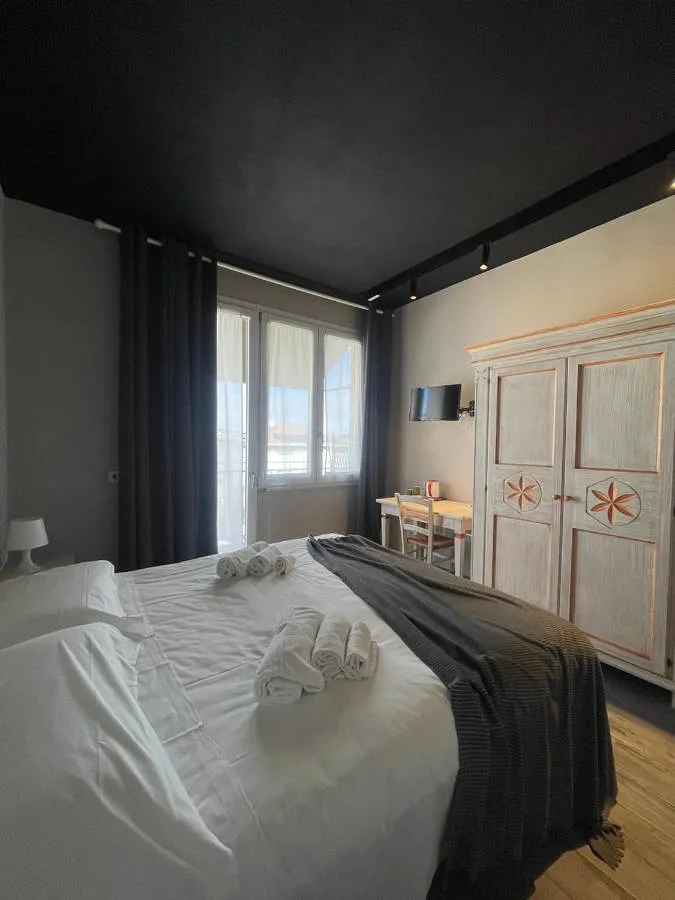 Apartmenthotel für 3 Personen, mit Ausblick - 1