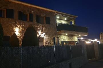 Casa rural para 15 personas, Se admiten mascotas en Santa María de la Alameda
