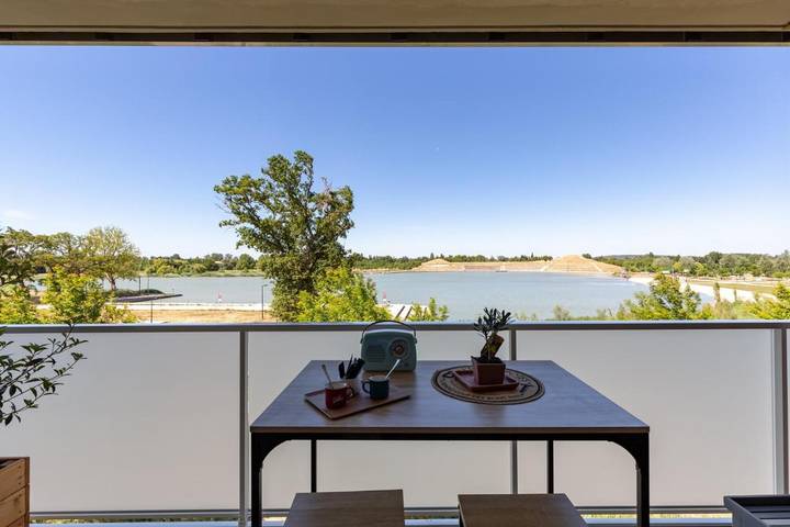 Appartement de vacances pour 4 personnes, avec Balcon et Terrasse ainsi que Vue sur le lac et Vue