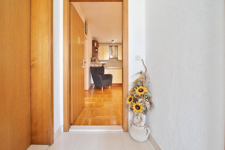 Maison d’hôte pour 4 personnes, avec Balcon et Terrasse ainsi que Jacuzzi et Vue à Makarska - 2