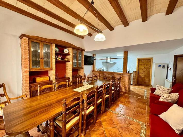 Casa de vacaciones para 20 personas, con jardín además de piscina y terraza en Provincia de Cuenca - 4