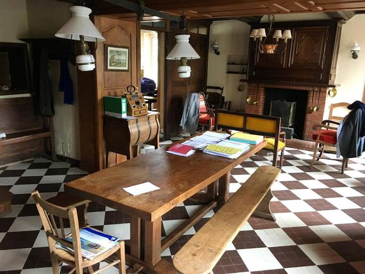 Location de vacances pour 16 personnes, avec terrasse ainsi que jardin et vue sur le lac à Le Dézert - 2