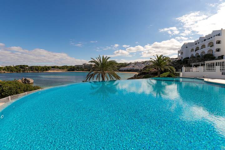 Gîte pour 2 personnes, avec Balcon et Jacuzzi ainsi que Jardin et Bassin pour enfant à Minorque - 3