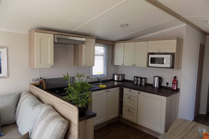 Home from home with spectacular sea views. in Weymouth, Dorset