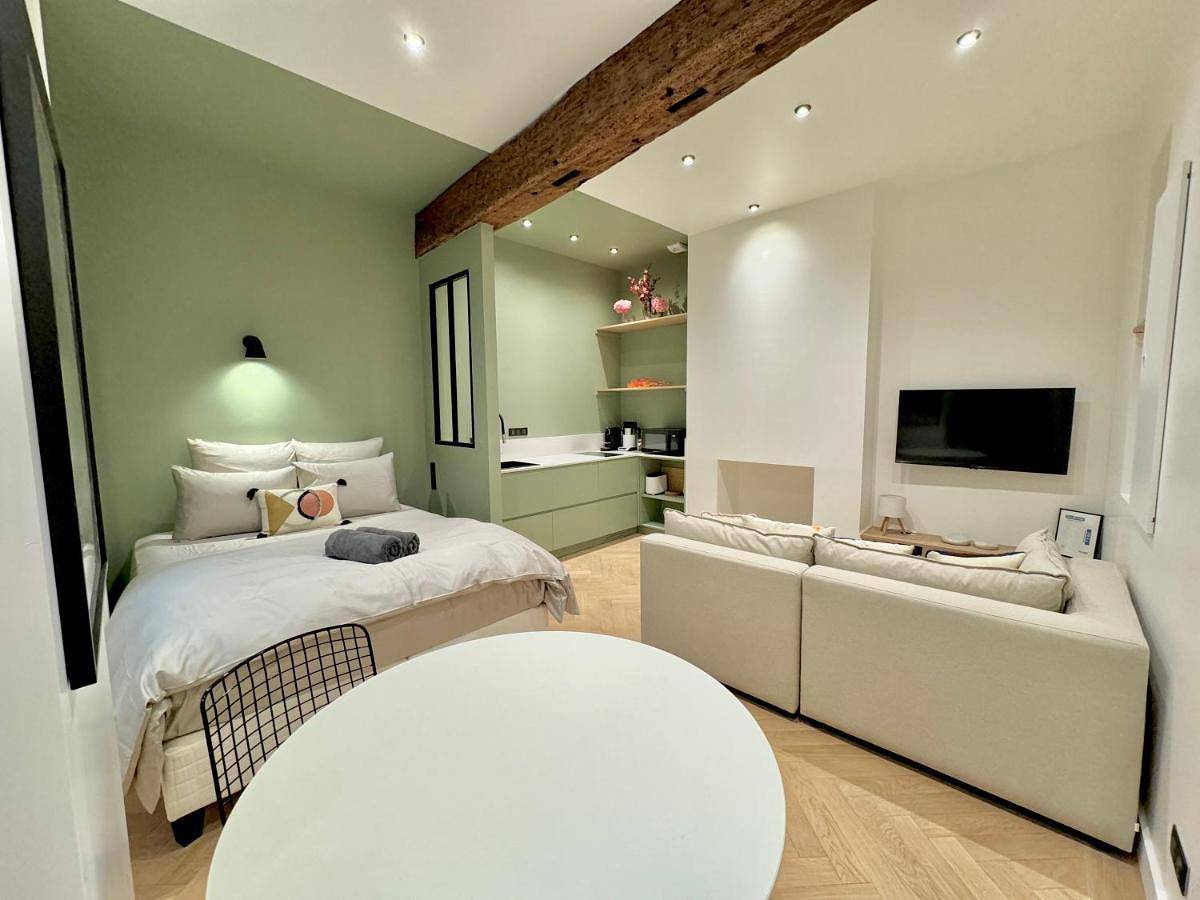 Appartement entier, One-Bedroom Apartment in Bergerac, Périgord Pourpre