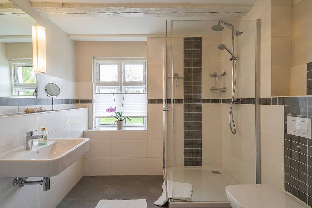 Ferienhaus Schwalbenhof Lieper Winkel, Rankwitz - Fh Schwalbenhof, 5sz,3bäder, Max. 8erw+2 in Rankwitz, Usedom