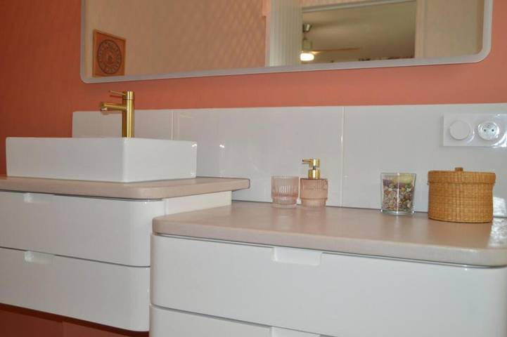 Gîte pour 3 personnes, avec piscine ainsi que vue et jardin à Bruniquel - 4