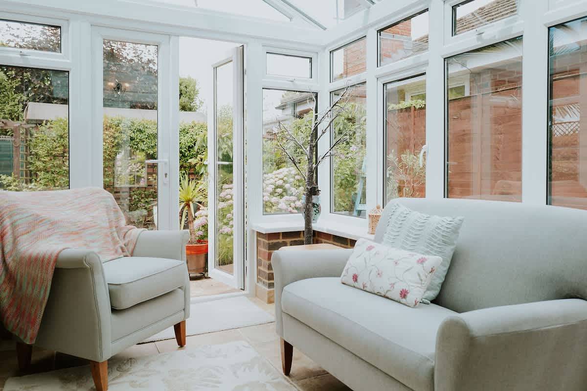 Perfect Booking | 3 Bed Home with Beautiful Garden in Headcorn, Kent