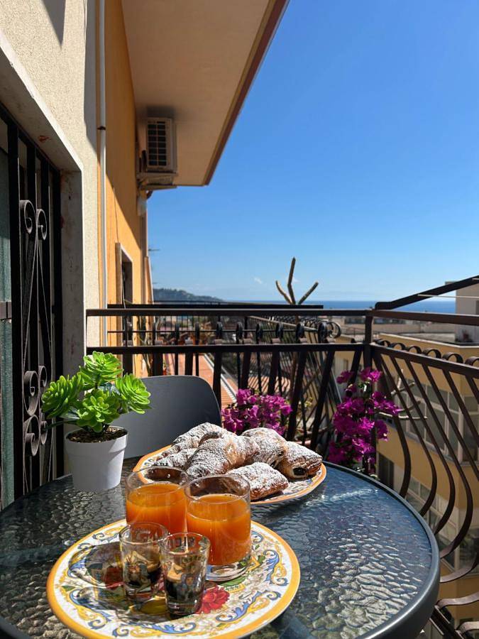 Appartamento vacanze per 5 persone, con balcone e panorama - 1