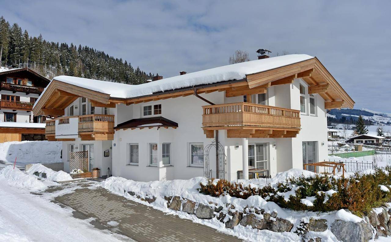 Ganze Wohnung, Apartment with Balcony in Brixen im Thale, Kaisergebirge