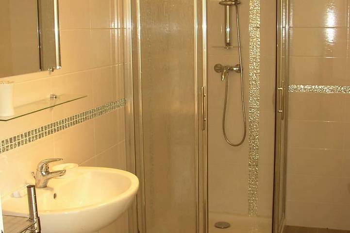 Location de vacances pour 4 personnes, avec terrasse et jardin à Eccica-Suarella - 4