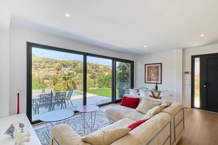 Casa rural para 6 personas, con terraza y jardín en Vidreras - 2