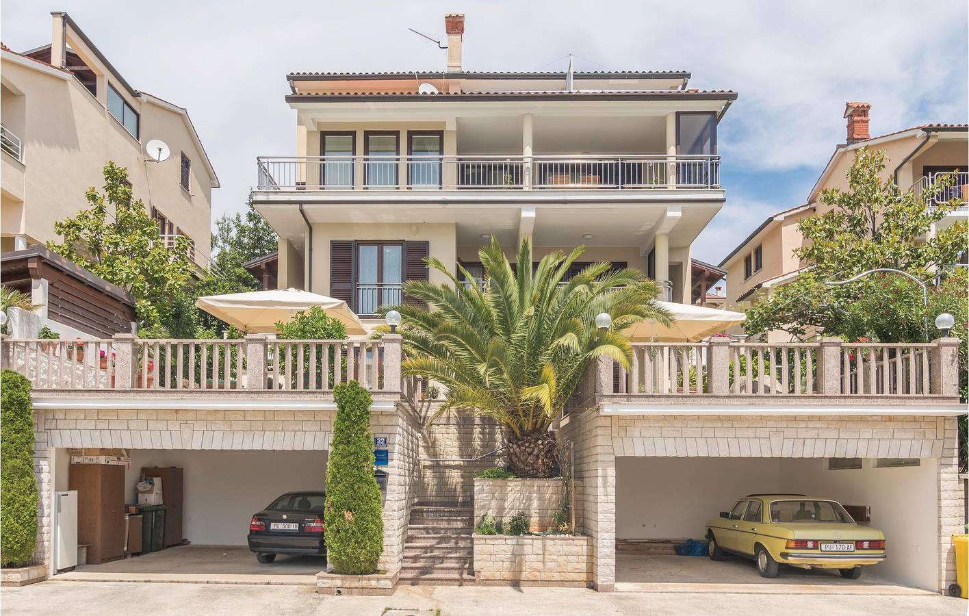Ganze Ferienwohnung, Gemütliche Ferienwohnung mit Terrasse, WLAN und nur wenige Schritte vom Strand entfernt in Rabac, Labin-Rabac