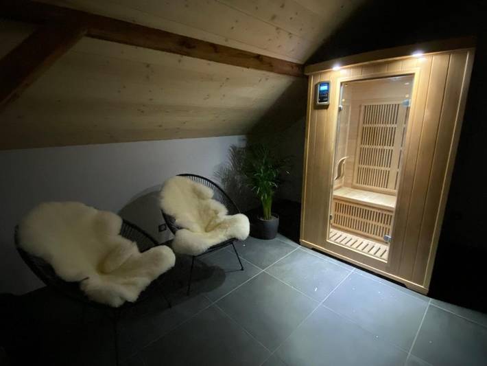 Gîte pour 2 personnes, avec vue ainsi que terrasse et sauna à Viuz-en-Sallaz - 2
