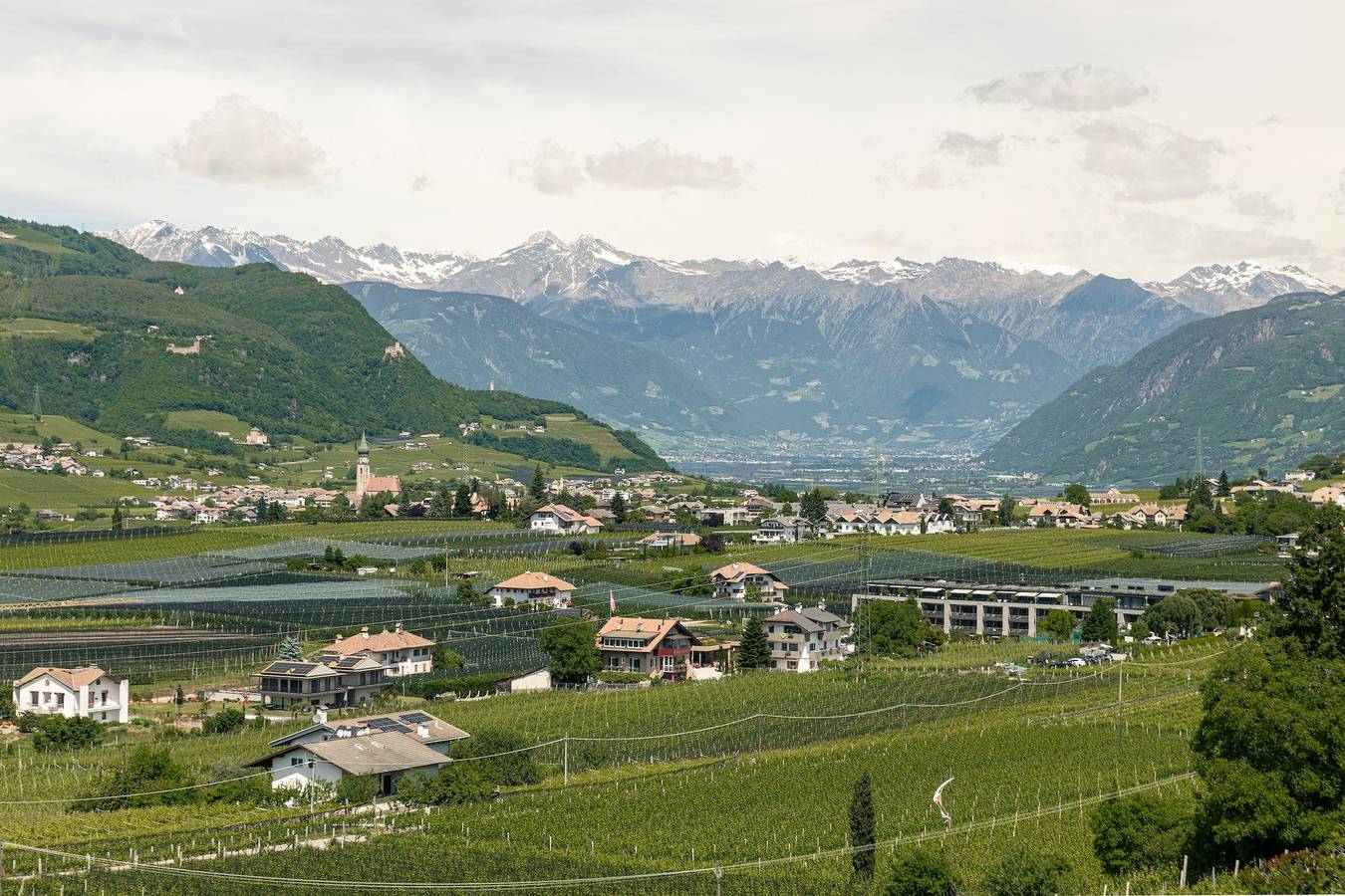 Ganzes Studio, Studio 'Auer' mit Bergblick, privatem Garten und Wlan in Girlan, Eppan an der Weinstraße