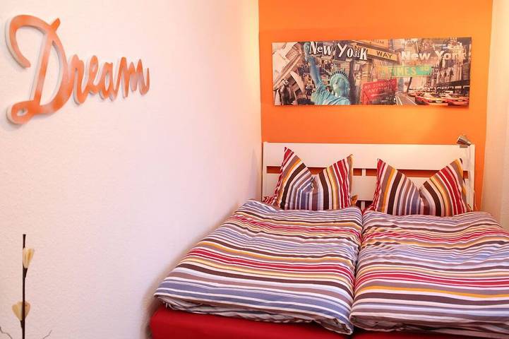 Ganze Wohnung, Ferienwohnung, nahe der Kasseler Innenstadt/Documenta, frei parken, bis 4 Pers. in Vellmar, Hessisches Bergland