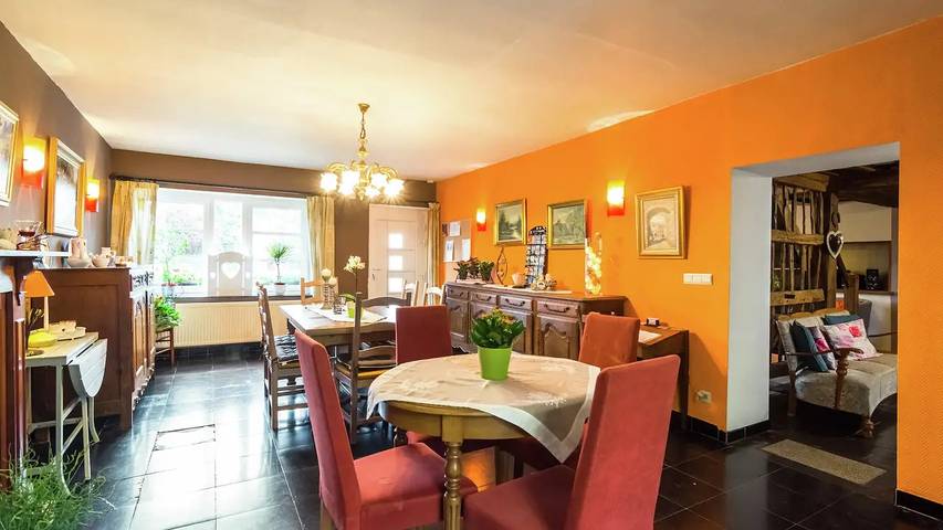 Location de vacances pour 10 personnes, avec jacuzzi et jardin, animaux acceptés dans Région de Namur - 4