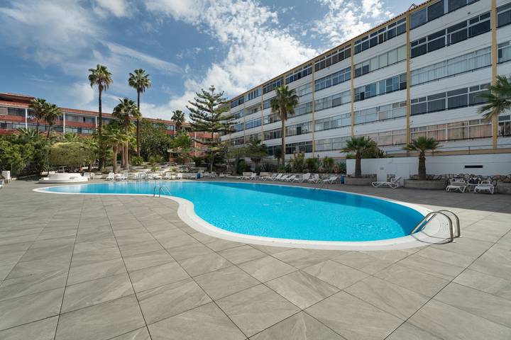Appartement entier, Vacances 'Chasna' avec Piscine Commune, Jardin Commun et Wi-Fi in Callao de la Cochina (Arona), Arona