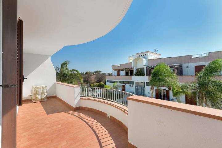Gîte pour 6 personnes, avec balcon/terrasse et balcon à Sant'Isidoro - 4