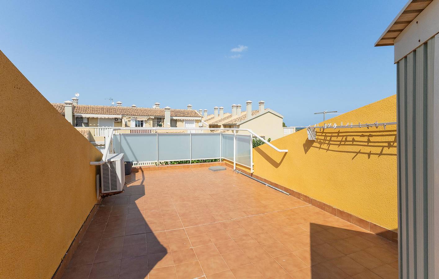 Apartment am Strand mit Parkplatz, Klimaanlage, Küche - 1,5 km zum Strand in Los Narejos, Mar Menor