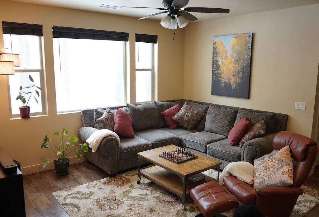Blue Mountain Cabin Escape/Ac/Pet Friendly in Flagstaff, Coconino Nationalwald