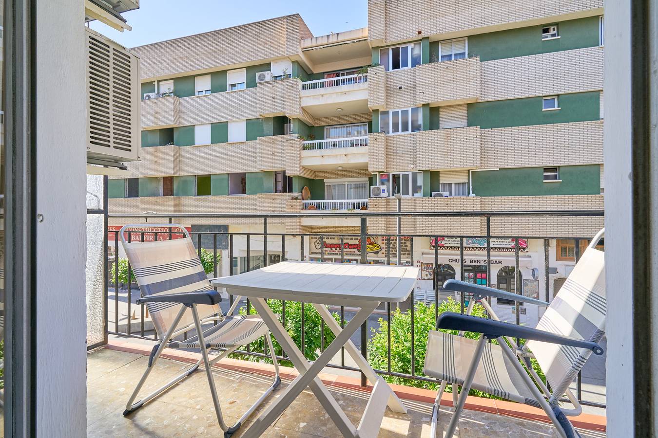 Ganze Wohnung, Ferienwohnung 'Calle Antonio Millón' mit Balkon, Wi-Fi und Klimaanlage in Nerja Centre, Nerja