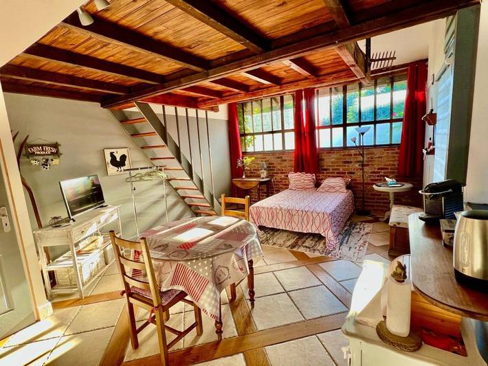 Maison d’hôte pour 2 personnes, avec jardin et terrasse à Chanas