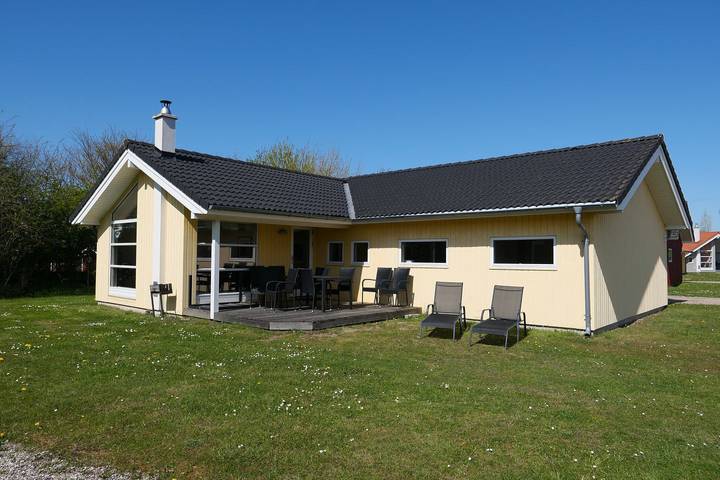 Ferienhaus für 10 Personen, mit Terrasse und Sauna sowie Whirlpool, mit Haustier - 1