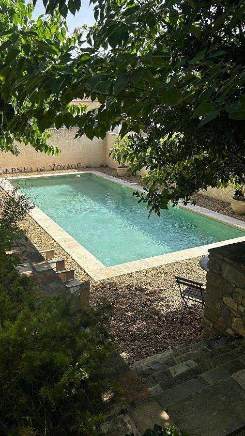 Chambre d’hôte pour 2 personnes, avec Terrasse et Jardin ainsi que Piscine et Vue