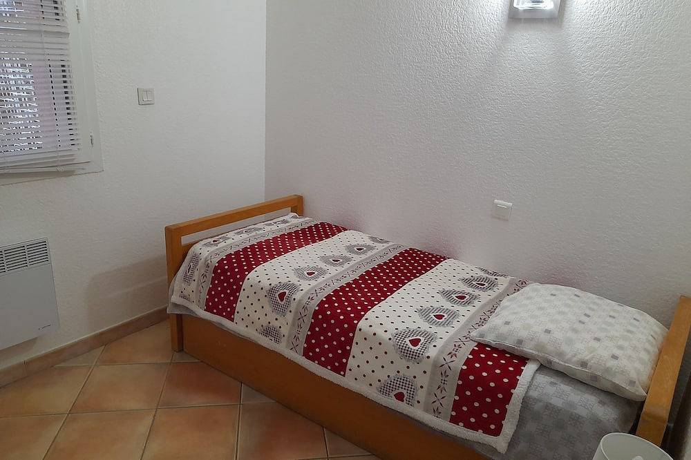 Entire apartment, Apartment in La Côte Vermeille, Cerbère