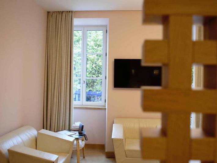 Hôtel pour 2 personnes, avec vue et jardin, animaux acceptés à Marcillac-Vallon - 3