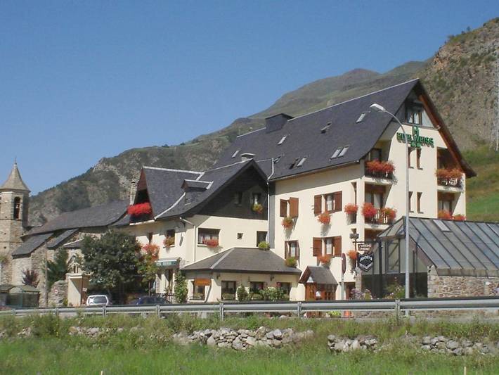 Hôtel pour 2 personnes, avec piscine et jacuzzi ainsi que jardin et sauna dans Baqueira Beret - 4