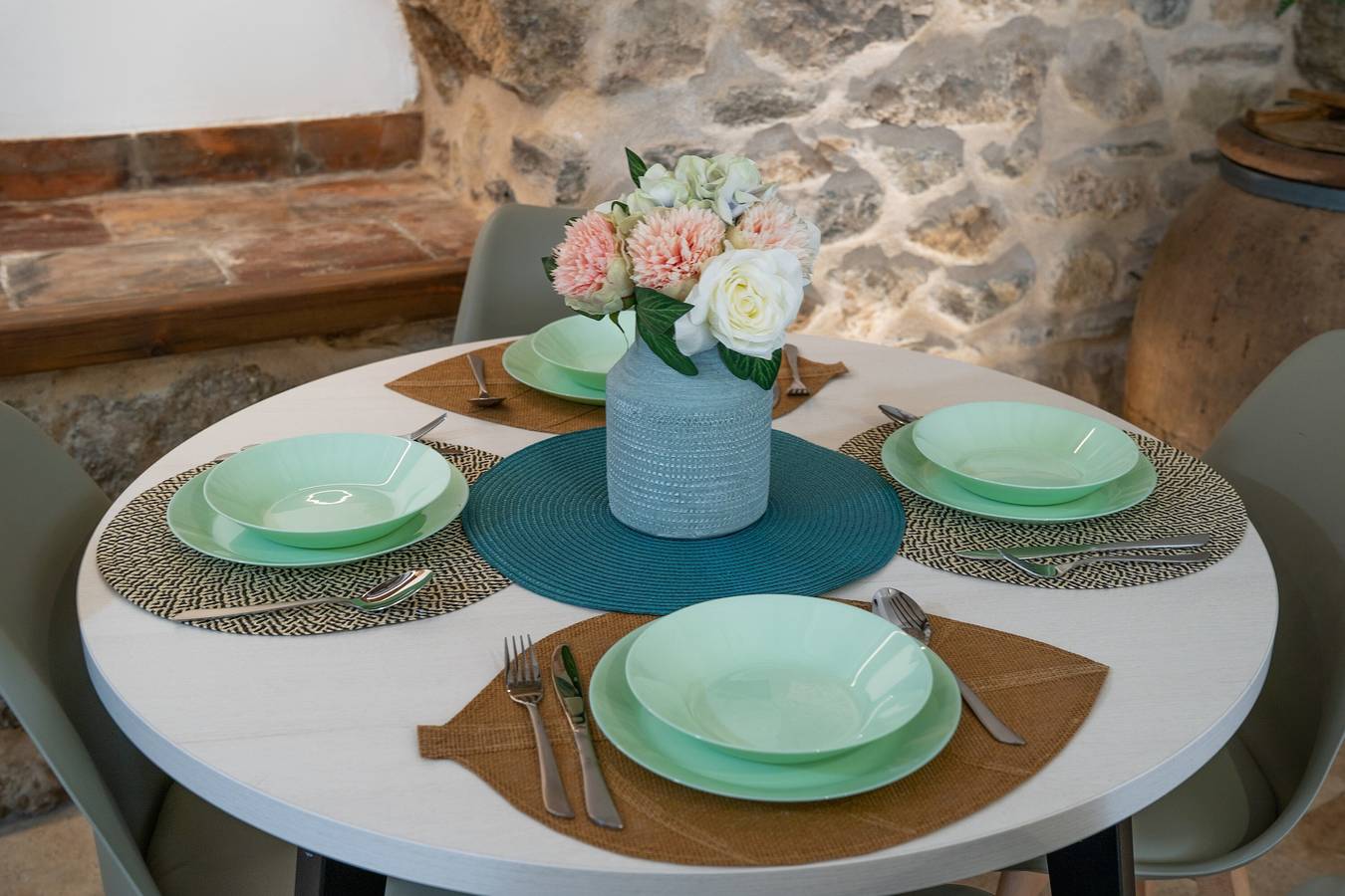 Apartamento entero, Apartamento 'La Trinchera' con Wi-Fi y aire acondicionado in Entorno de Sierra Nevada, Güejar Sierra