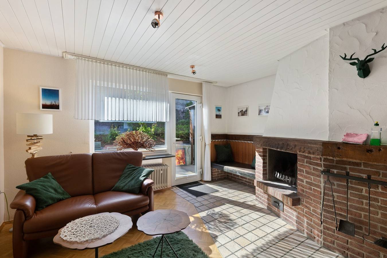 Ganze Wohnung, Ferienwohnung 'Am Hügel' mit Bergblick, privater Terrasse und Wi-Fi in Bad Fredeburg, Schmallenberg