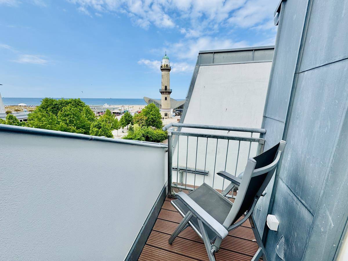 Ganze Wohnung, Sonnenuntergang am Leuchtturm in Warnemünde Strand, Rostock