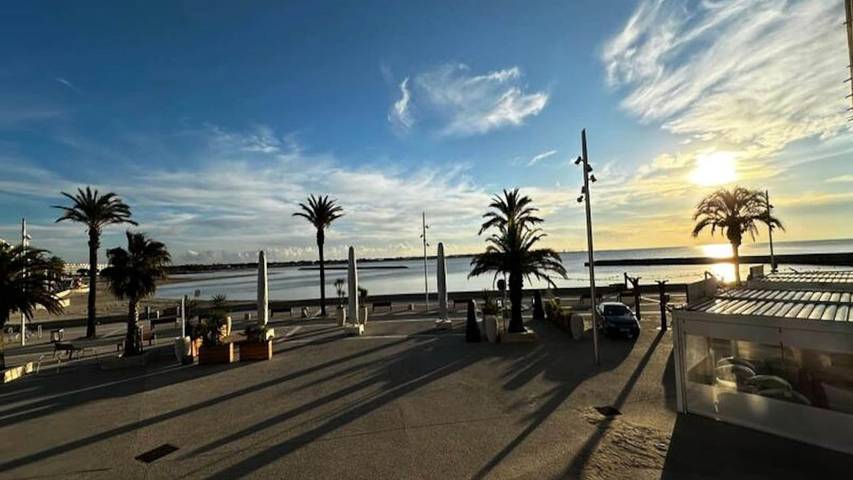 Gîte pour 5 personnes, avec balcon dans Le Vieux Phare Du Grau Du Roi - 4