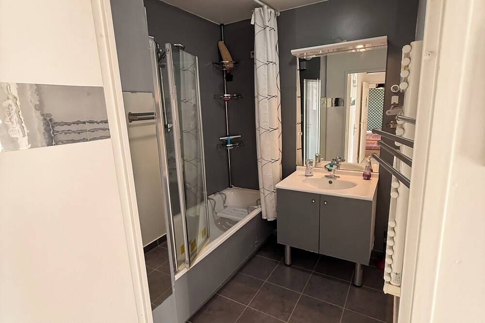 Ganze Wohnung, Large bright apartment 70m2 + 2 parking spaces in Massy-Palaiseau in Massy, Essonne