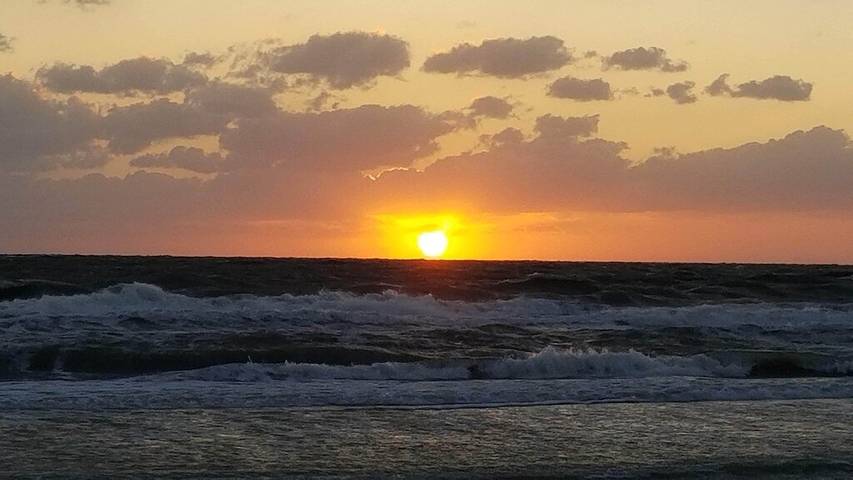 Vacation rental for 4 people, with pool and balcony in Indian Shores