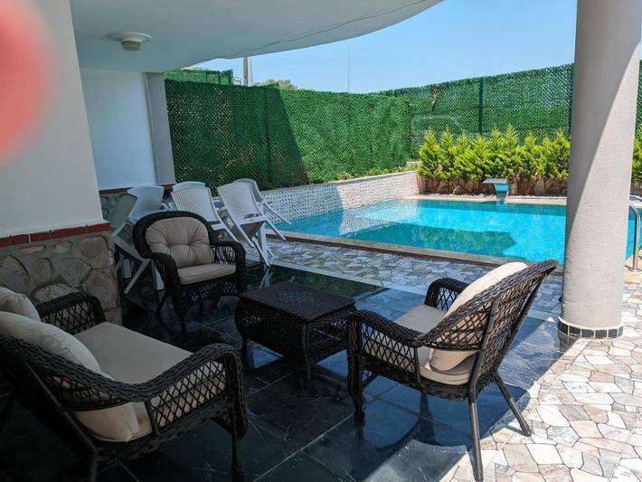 Villa pour 11 personnes, avec jardin ainsi que vue et piscine à Kusadasi - 2