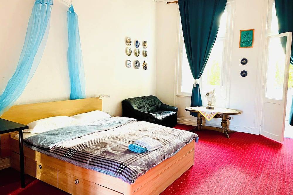 City villa in Hamburg Billstedt center in Billstedt, Hamburgo