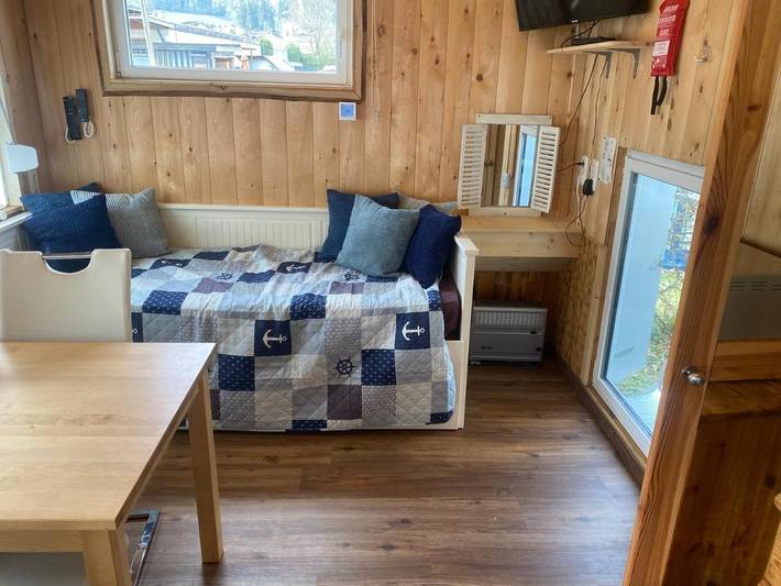 Camping für 5 Personen, mit Garten und Pool sowie Sauna und Ausblick in Tirol
