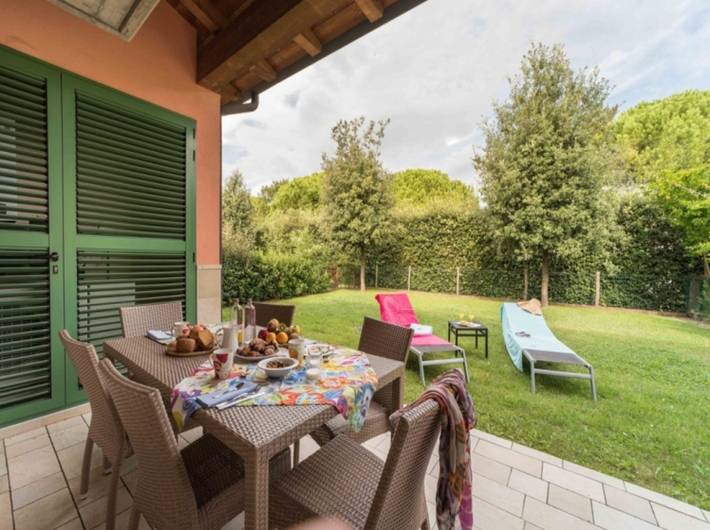 Casa vacanza per 7 persone, con giardino a Lignano Sabbiadoro