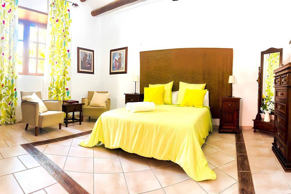 Villa Medinilla with private Pool in Conil in Conil, Tías
