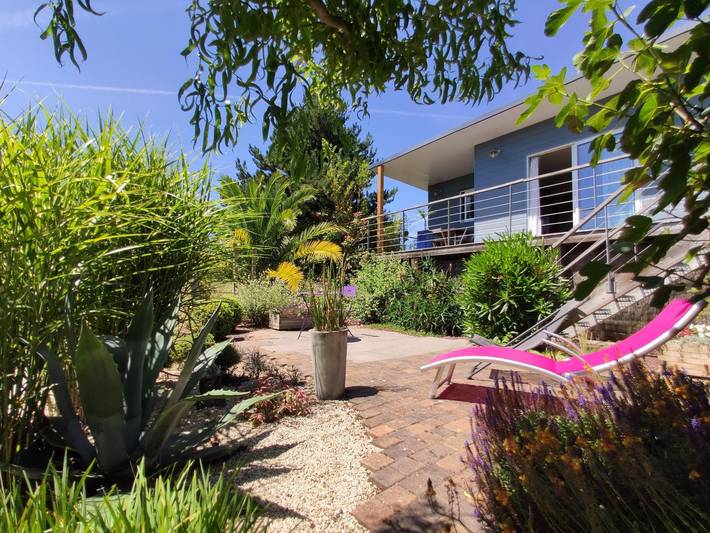 Gîte pour 3 personnes, avec Terrasse et Jardin à Plourhan