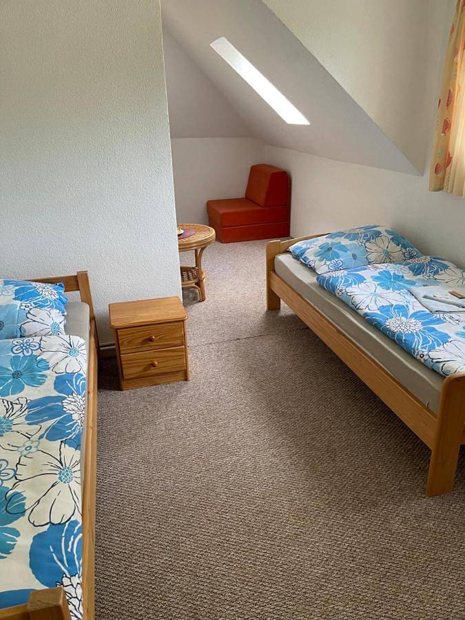 Ferienhaus für 4 Personen, mit Seeblick und Garten sowie Ausblick, kinderfreundlich in der Böhmische Schweiz - 3