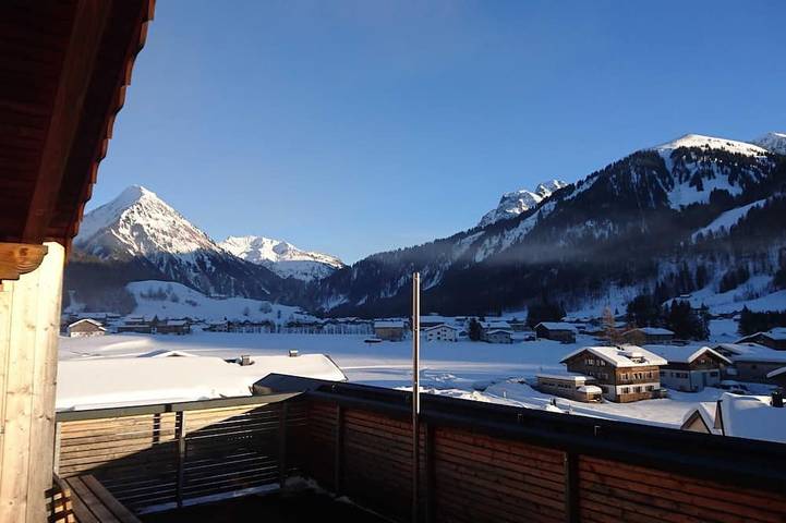 Apartment for 6 people, with terrace and sauna in Au