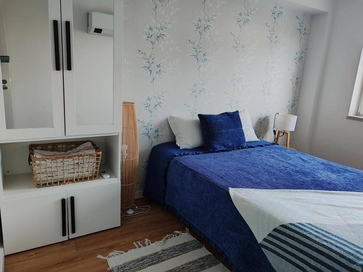 Apartamento inteiro, Two-Bedroom Apartment in Beira Interior Norte, Guarda