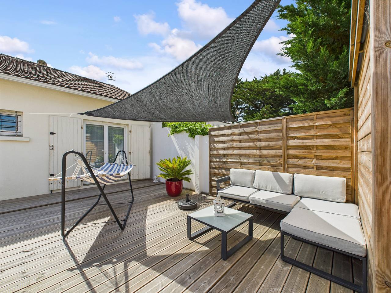 200m plage - grande terrasse pour 4 personnes in L'Aiguillon-la-Presqu'île, Vendée