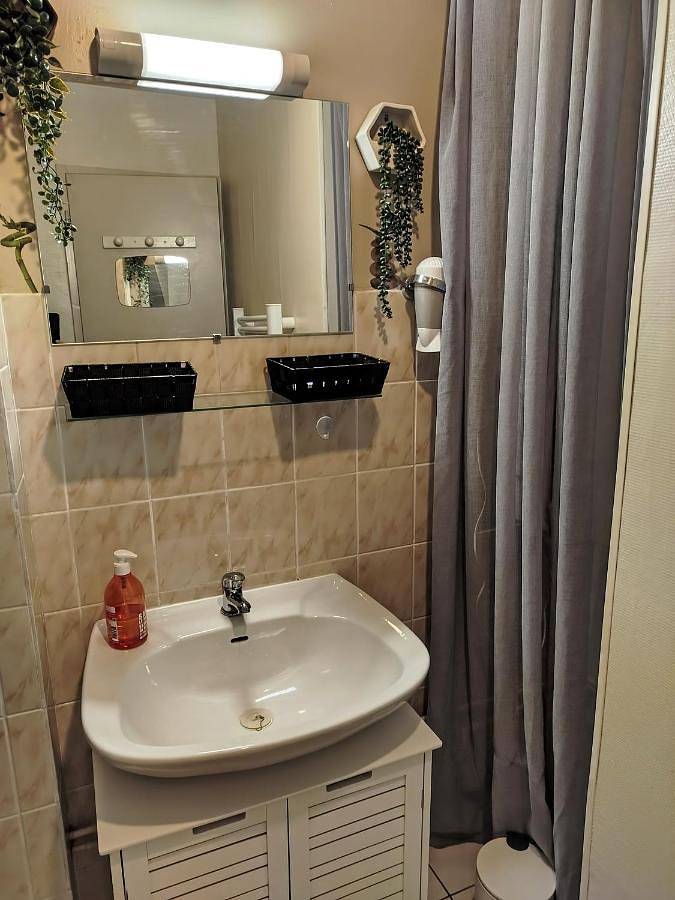 Gîte pour 4 personnes, avec terrasse, animaux acceptés à GY - 2