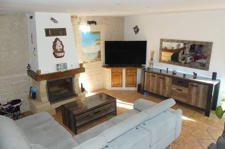 Villa pour 8 personnes, avec jacuzzi et jardin, animaux acceptés à Allauch - 2